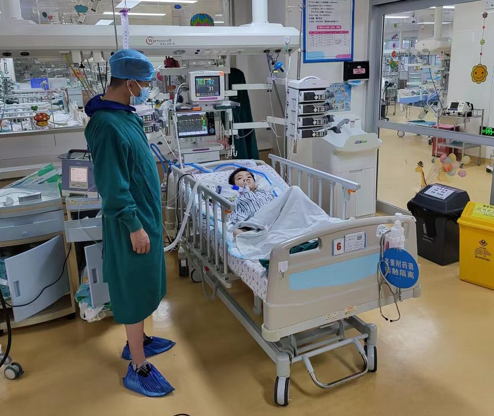 唐县跨省救护车出租公司